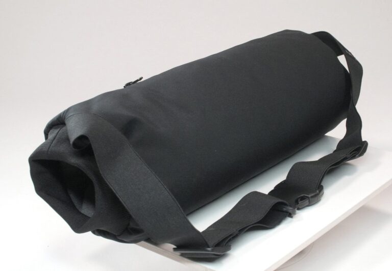 Muff In Handwärmer in Schwarz